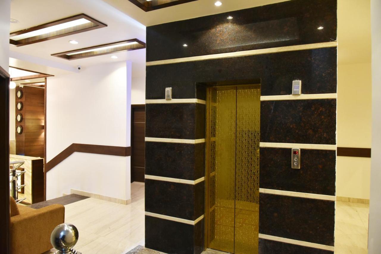 Hotel Hollywood Heights Near Railway Station Amritsar Exterior photo