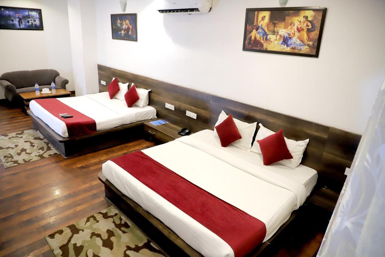 Hotel Hollywood Heights Near Railway Station Amritsar Exterior photo