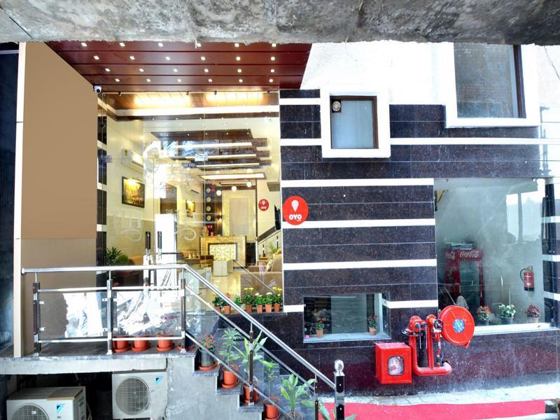 Hotel Hollywood Heights Near Railway Station Amritsar Exterior photo