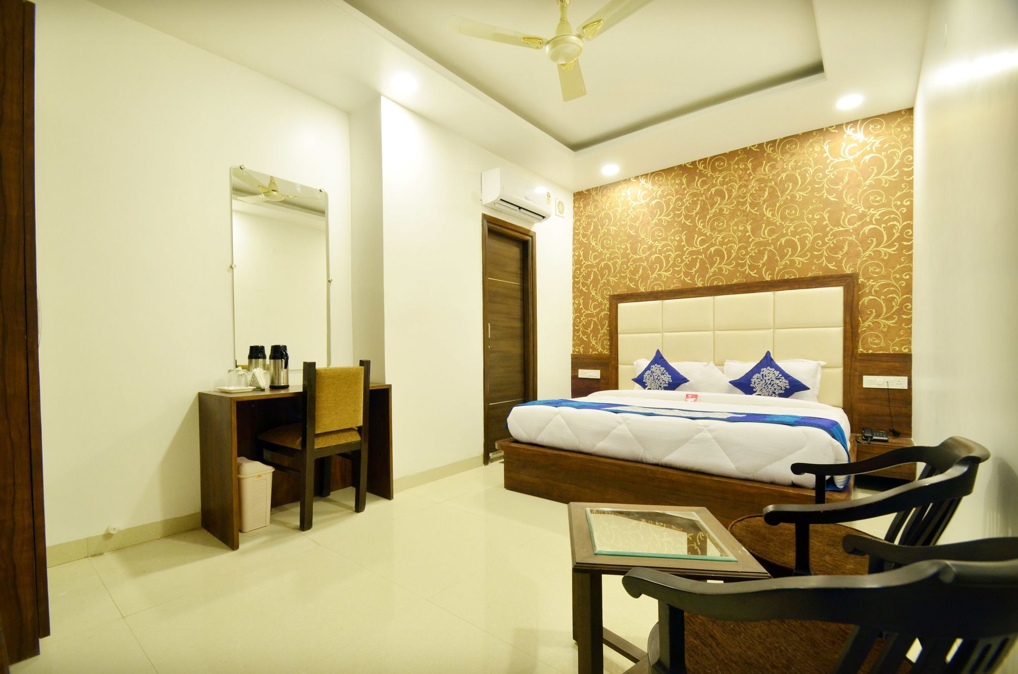 Hotel Hollywood Heights Near Railway Station Amritsar Exterior photo